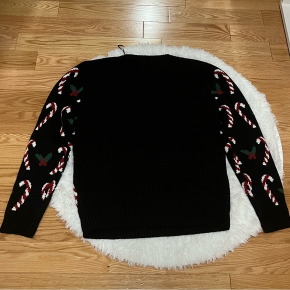 Kiss Me Reindeer Christmas Sweater 💋 - Picture 6 of 7